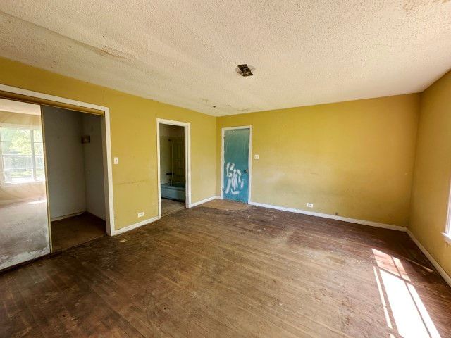 201 E San Antonio Avenue, Cooper, TX 75432
