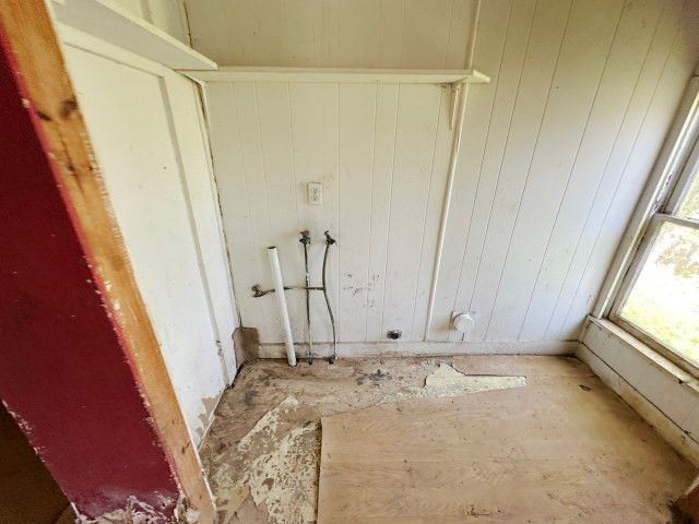 201 E San Antonio Avenue, Cooper, TX 75432