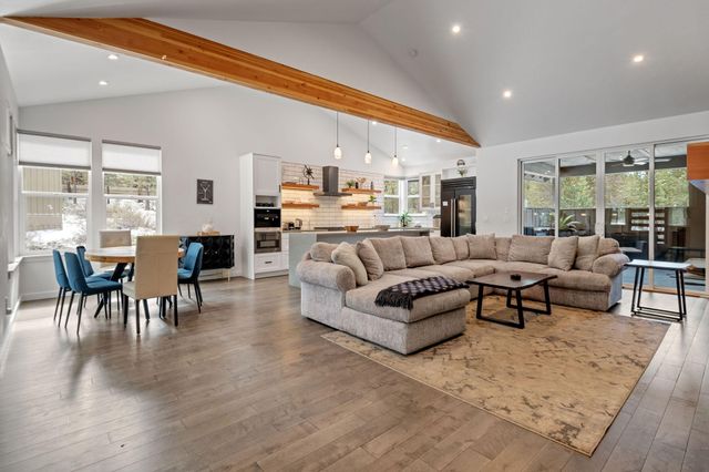 57752 Lassen Lane 9, Sunriver, OR 97707