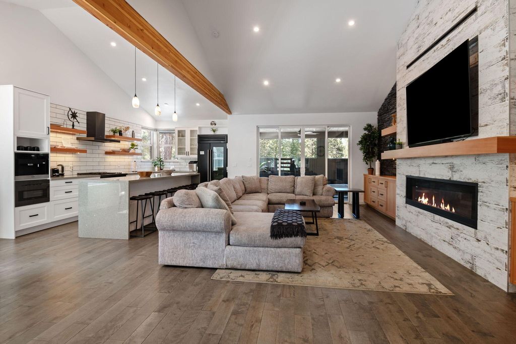 57752 Lassen Lane 9, Sunriver, OR 97707