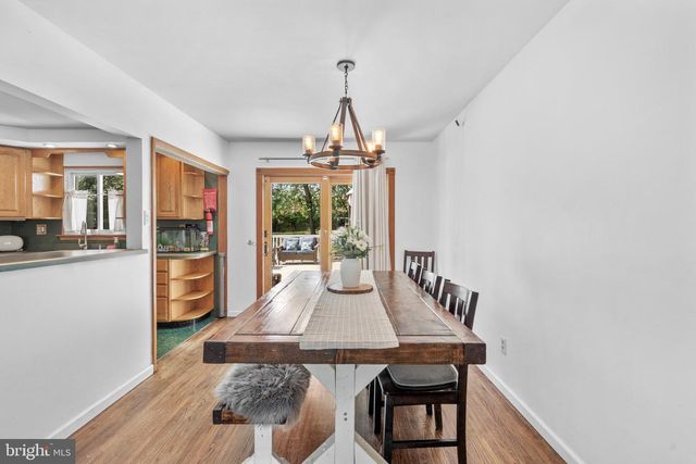201 DOLORES DR, Cinnaminson, NJ 08077