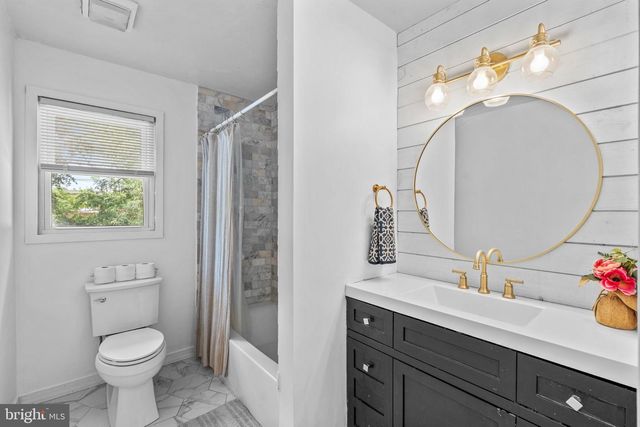 201 DOLORES DR, Cinnaminson, NJ 08077