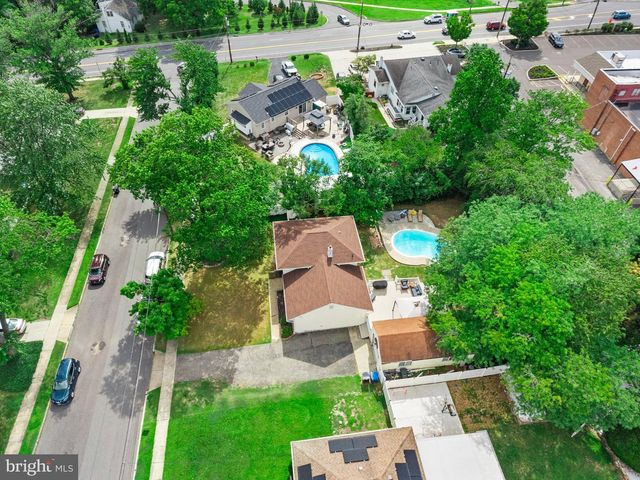 201 DOLORES DR, Cinnaminson, NJ 08077