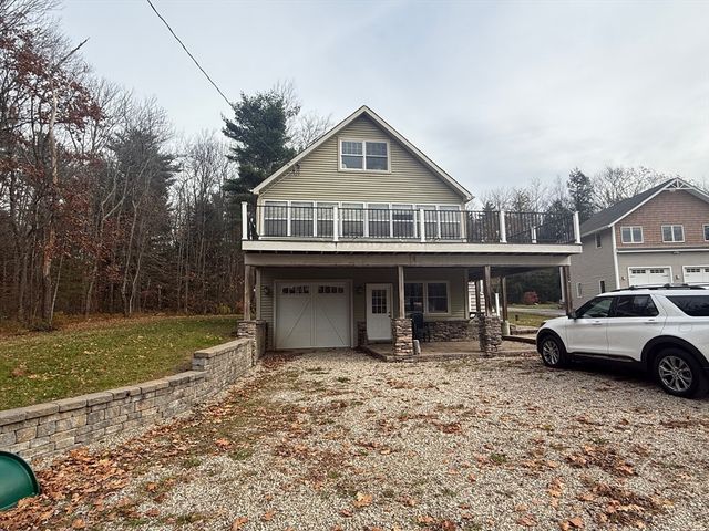 36 Brookman Dr, Blandford, MA 01008
