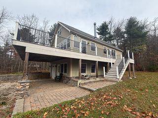 36 Brookman Dr, Blandford, MA 01008