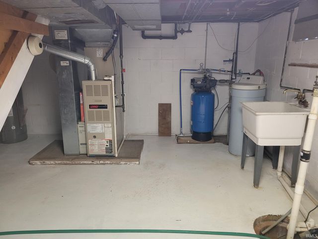 54635 Dawn Drive, Elkhart, IN 46514