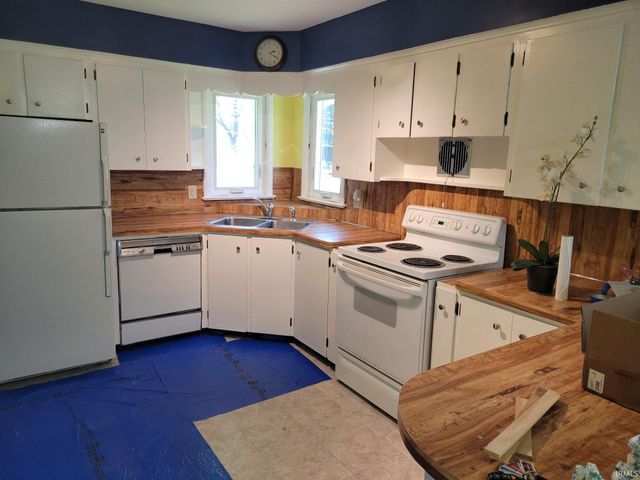 54635 Dawn Drive, Elkhart, IN 46514