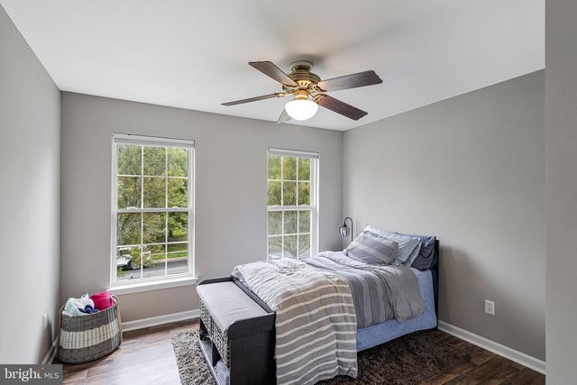 43404 SPERRIN CT, Ashburn, VA 20147