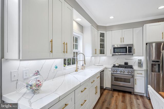 43404 SPERRIN CT, Ashburn, VA 20147