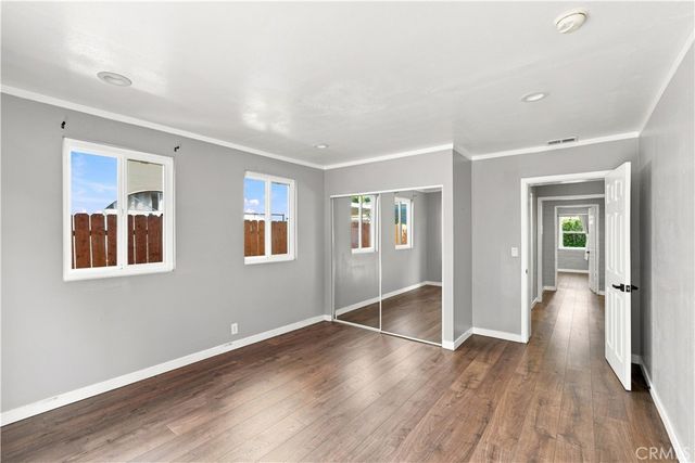 16020 Kittridge Street, Lake Balboa, CA 91406