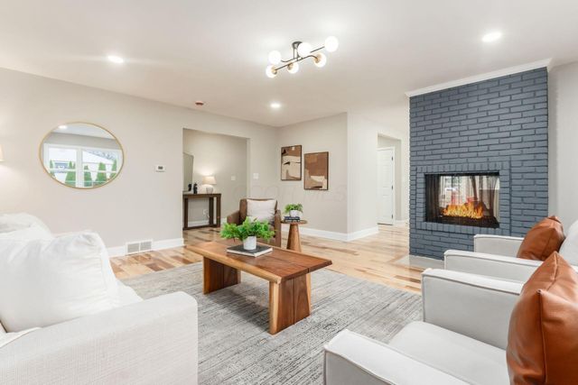 1120 Morning Street, Worthington, OH 43085