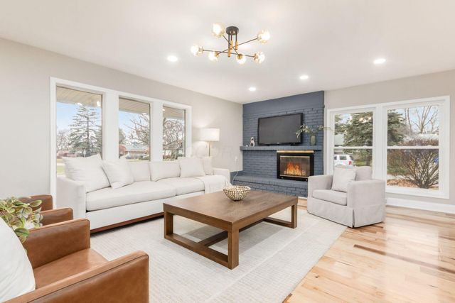 1120 Morning Street, Worthington, OH 43085