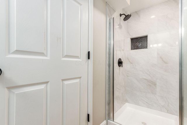 1120 Morning Street, Worthington, OH 43085