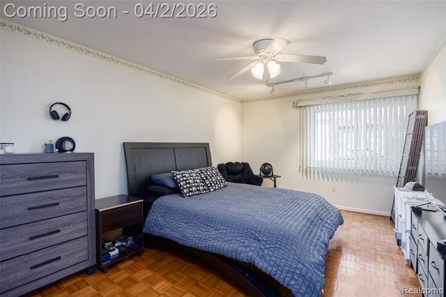 517 Country Club Drive, Saint Clair Shores, MI 48082