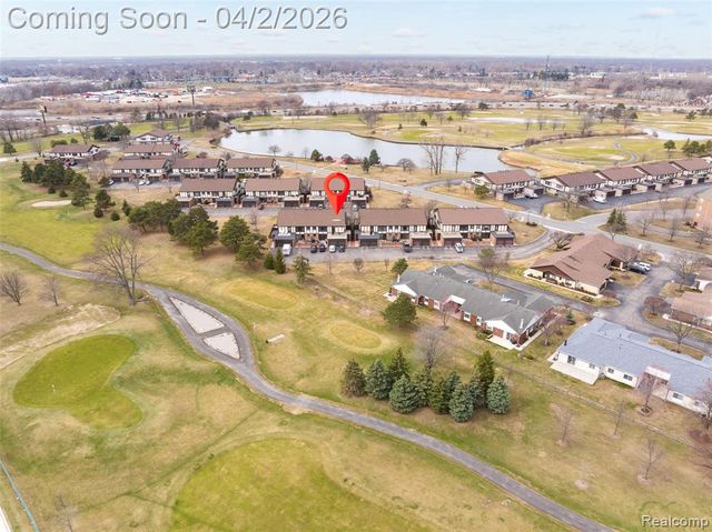 517 Country Club Drive, Saint Clair Shores, MI 48082