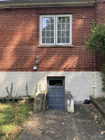 7923 Bobolink Drive, Cincinnati, OH 45224