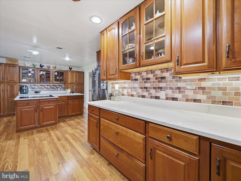Image 11 of property listing at 14626 NATIONAL PIKE, Clear Spring, MD 21722