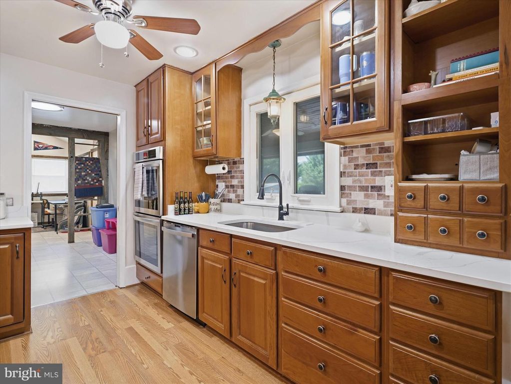 Image 13 of property listing at 14626 NATIONAL PIKE, Clear Spring, MD 21722