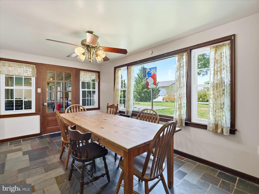 Image 18 of property listing at 14626 NATIONAL PIKE, Clear Spring, MD 21722