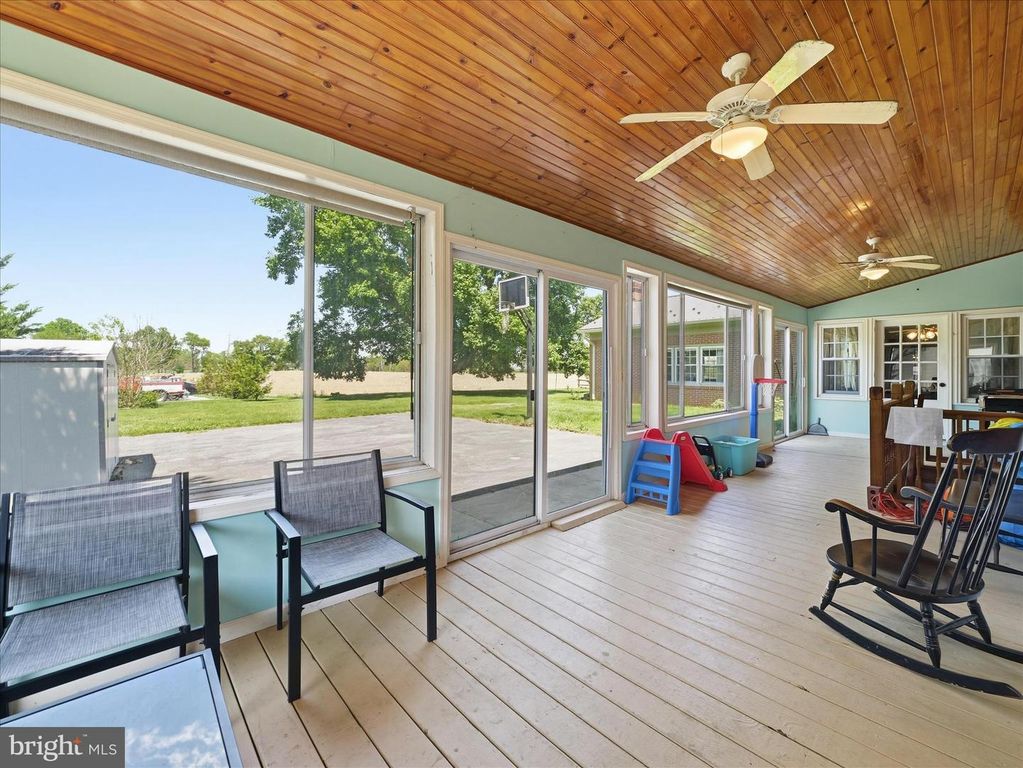 Image 39 of property listing at 14626 NATIONAL PIKE, Clear Spring, MD 21722