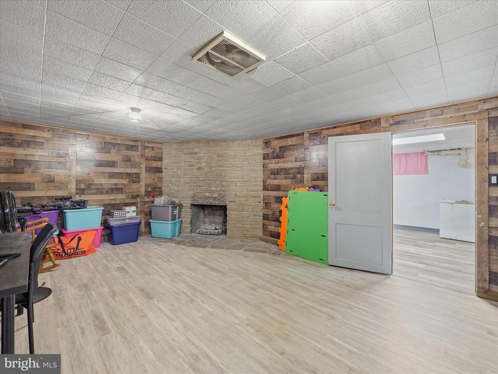 Image 45 of property listing at 14626 NATIONAL PIKE, Clear Spring, MD 21722
