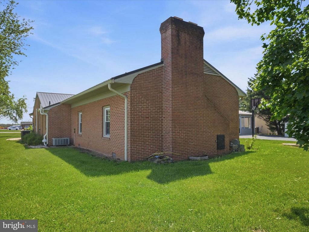 Image 53 of property listing at 14626 NATIONAL PIKE, Clear Spring, MD 21722