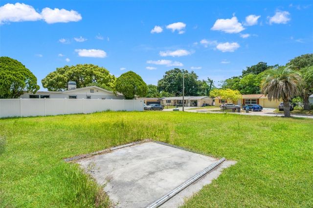 7211 ASHWOOD DRIVE, Port Richey, FL 34668