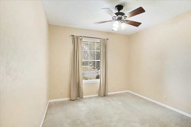 1910 Nancy Lea Drive, Bonham, TX 75418