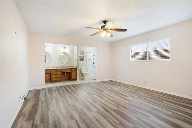 1910 Nancy Lea Drive, Bonham, TX 75418