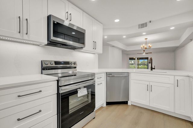 9165 SW 14th Street 1204, Boca Raton, FL 33428