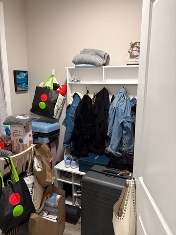 92 Sagamore St 202, Quincy, MA 02171