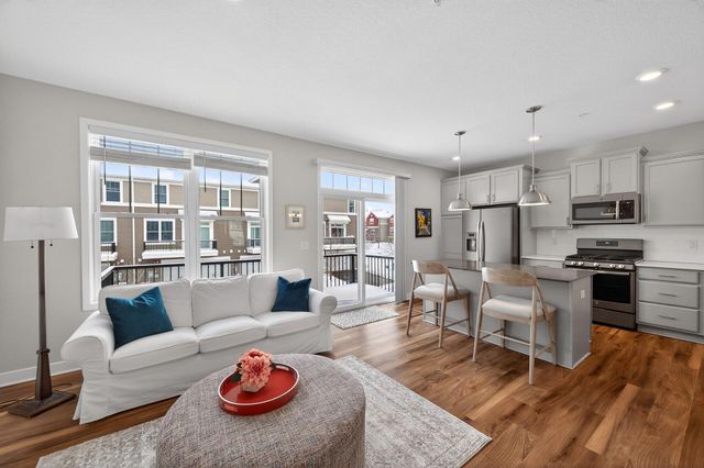 5092 93rd Lane N, Brooklyn Park, MN 55443