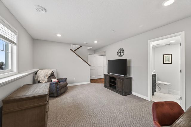 5092 93rd Lane N, Brooklyn Park, MN 55443