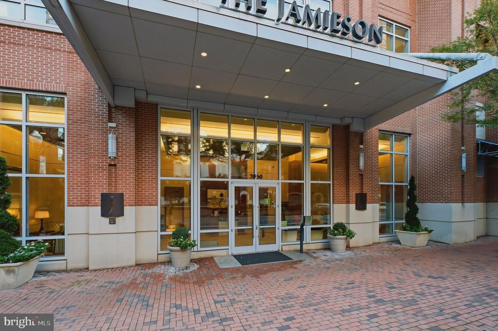2050 JAMIESON AVE #1005, Alexandria, VA 22314