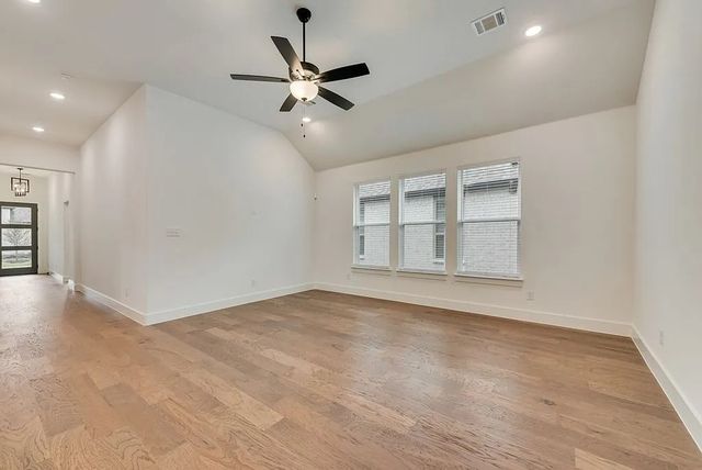 636 Caprice Bluff, Fate, TX 75189