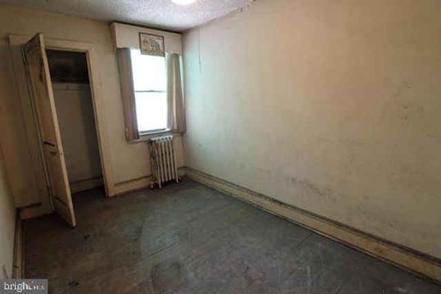 269 N WYCOMBE AVE, Lansdowne, PA 19050