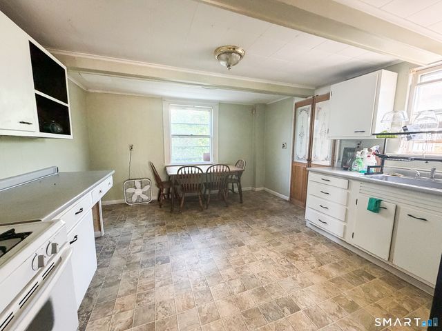 1384 Boston Avenue, Bridgeport, CT 06610