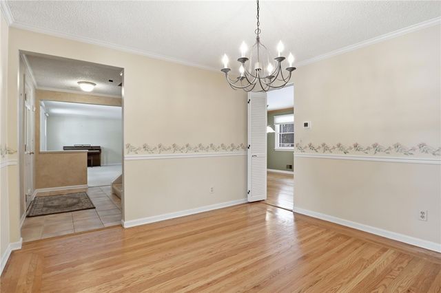 126 Brentwood Lane, Perinton, NY 14450