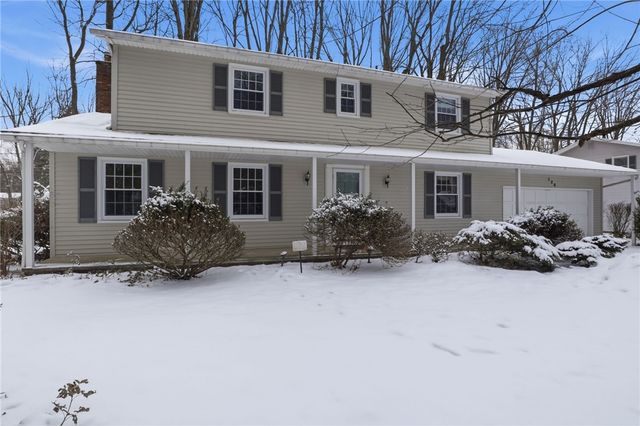 126 Brentwood Lane, Perinton, NY 14450