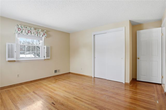 126 Brentwood Lane, Perinton, NY 14450