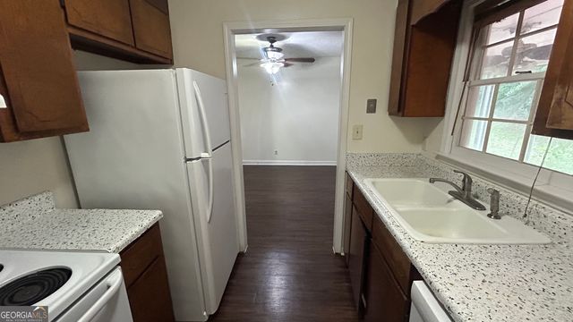 5081 Nisbet Drive, Macon, GA 31206