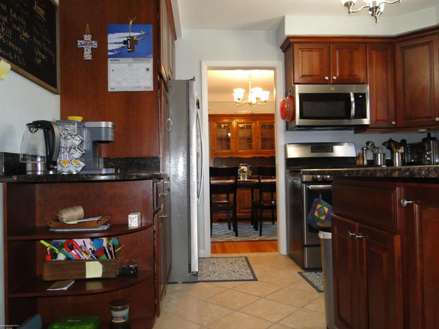 18307 Spring Ct N Court, Fraser, MI 48026