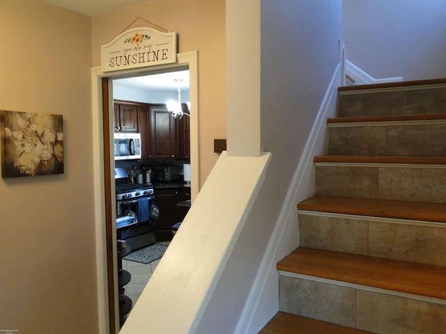 18307 Spring Ct N Court, Fraser, MI 48026