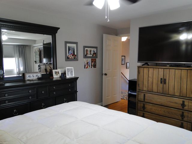 18307 Spring Ct N Court, Fraser, MI 48026