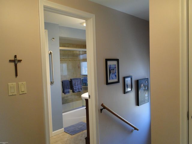 18307 Spring Ct N Court, Fraser, MI 48026