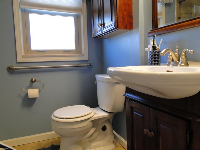 18307 Spring Ct N Court, Fraser, MI 48026