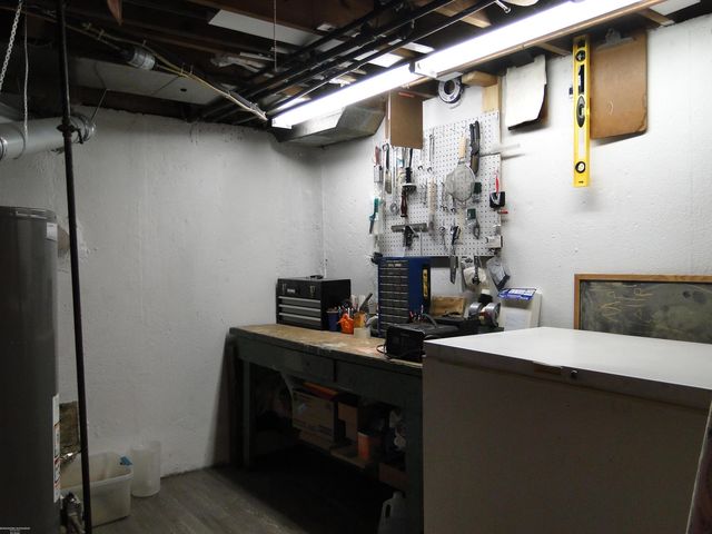 18307 Spring Ct N Court, Fraser, MI 48026