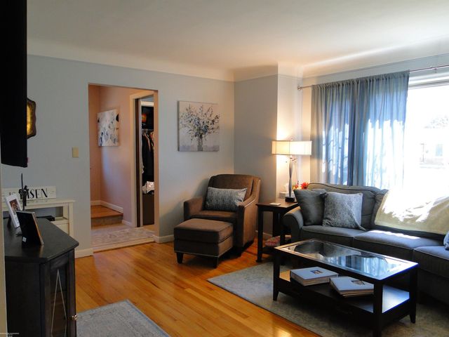 18307 Spring Ct N Court, Fraser, MI 48026