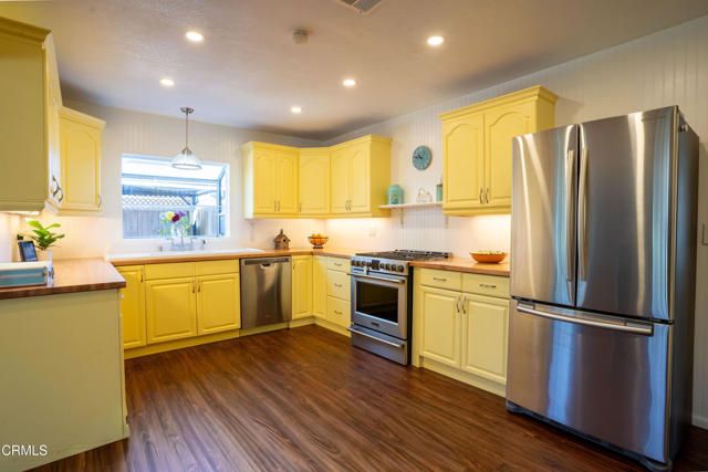 1147 Brandon Avenue, Simi Valley, CA 93065