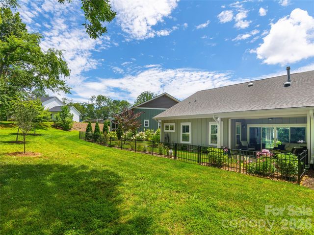 31 Cozy Cottage Way, Arden, NC 28704
